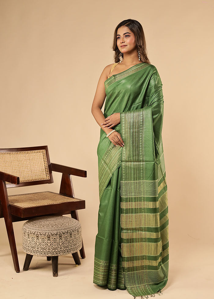 Green Handloom Tussar Pure Silk Saree With Blouse Piece