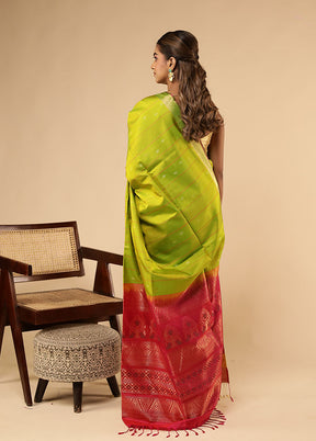 Green Handloom Kanjivaram Pure Silk Saree With Blouse Piece