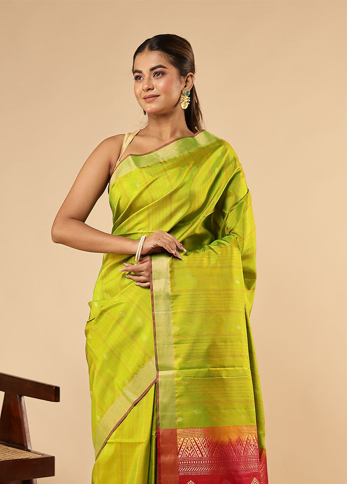 Green Handloom Kanjivaram Pure Silk Saree With Blouse Piece