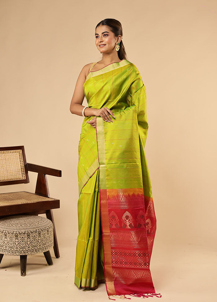 Green Handloom Kanjivaram Pure Silk Saree With Blouse Piece