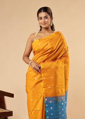 Yellow Handloom Kanjivaram Pure Silk Saree With Blouse Piece