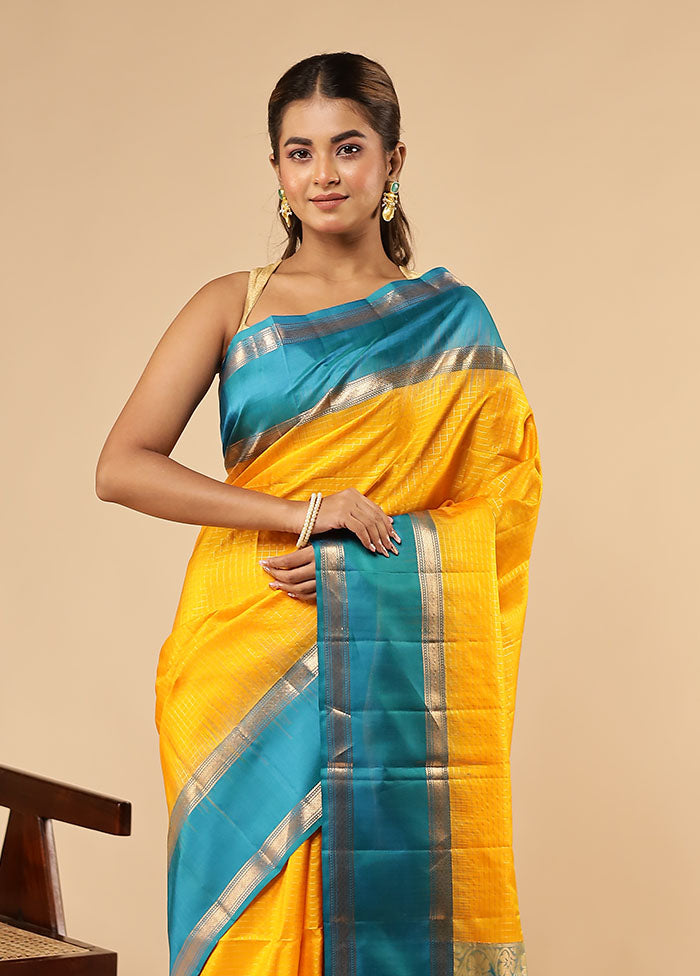 Yellow Handloom Kanchipuram Pure Silk Saree With Blouse Piece