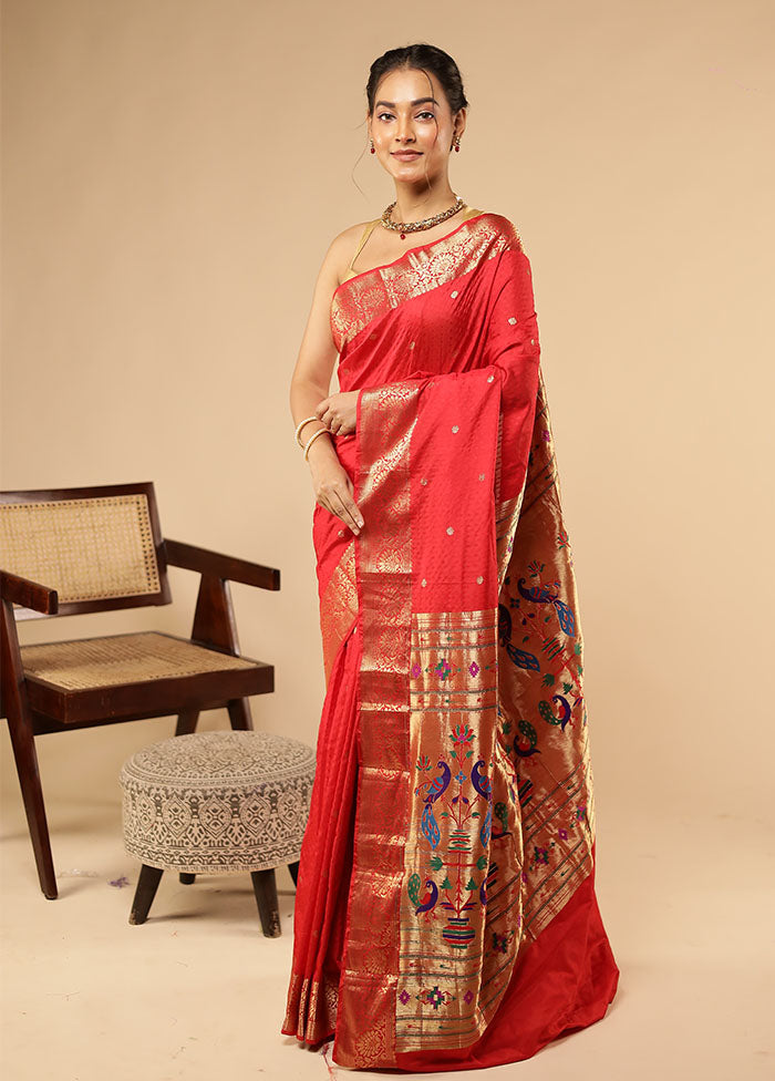 Red Handloom Kanjivaram Pure Silk Saree With Blouse Piece