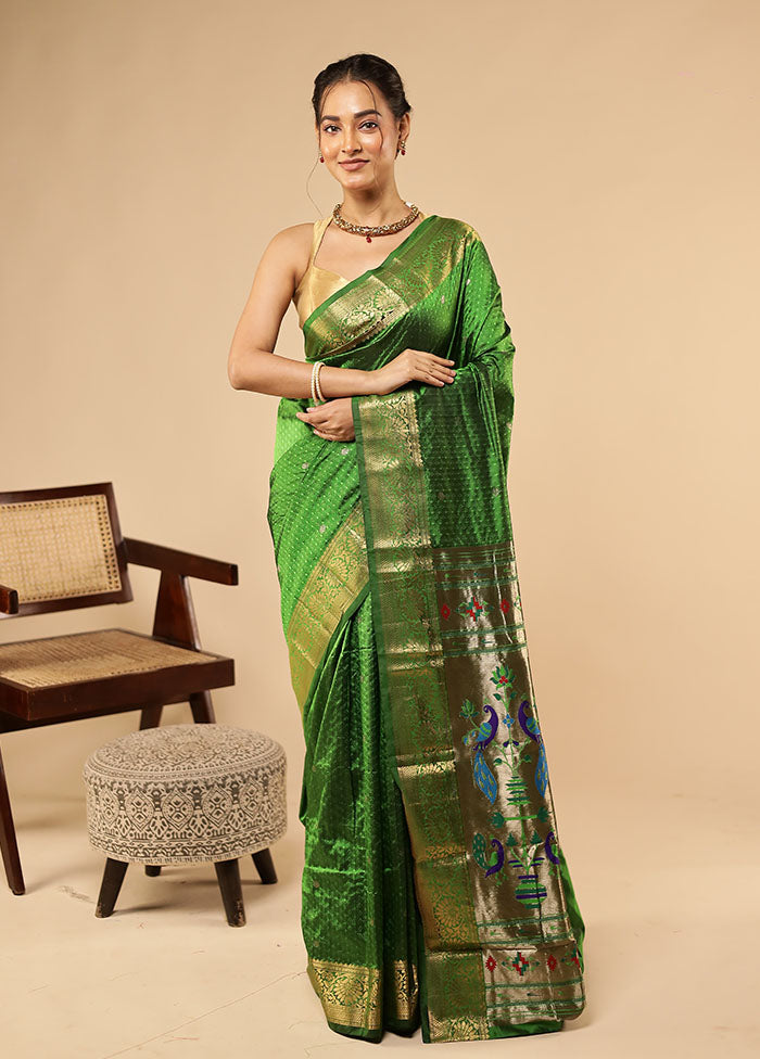 Green Handloom Kanjivaram Pure Silk Saree With Blouse Piece