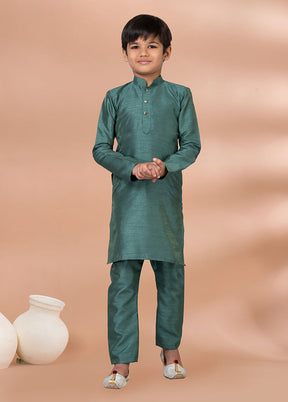 Green Dupion Silk Kurta & Pajama Set