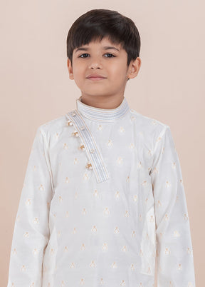 White Cotton Kurta & Pajama Set