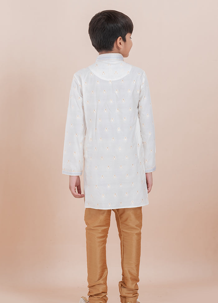 White Cotton Kurta & Pajama Set