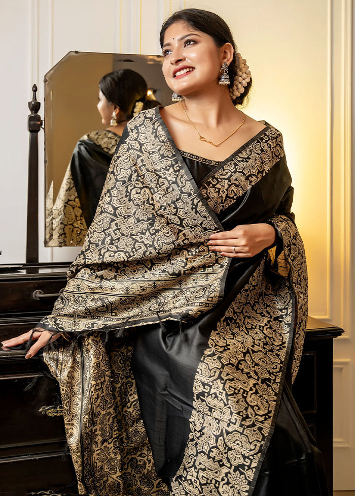 Black Spun Silk Saree With Blouse Piece - Indian Silk House Agencies