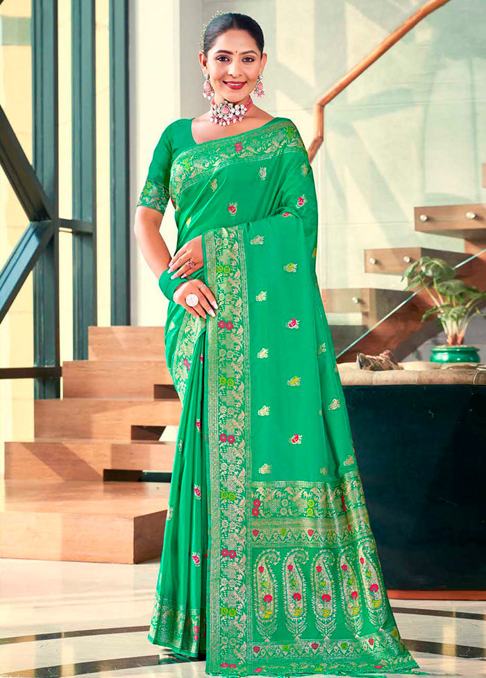 Green Dupion Silk Saree With Blouse Piece