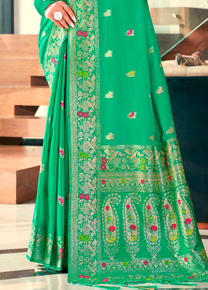 Green Dupion Silk Saree With Blouse Piece