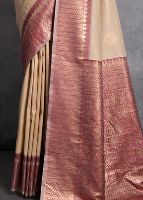 Beige Dupion Silk Saree With Blouse Piece