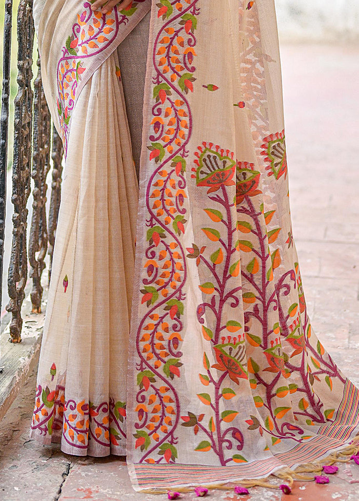 White Cotton Saree With Blouse Piece