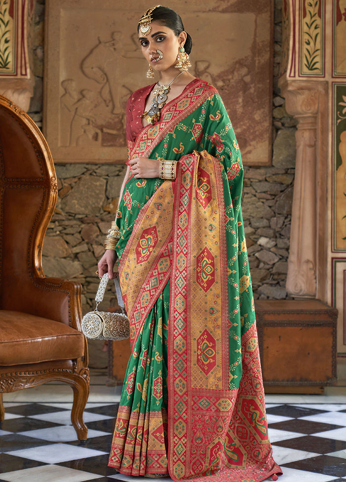 Green Dupion Silk Saree With Blouse Piece