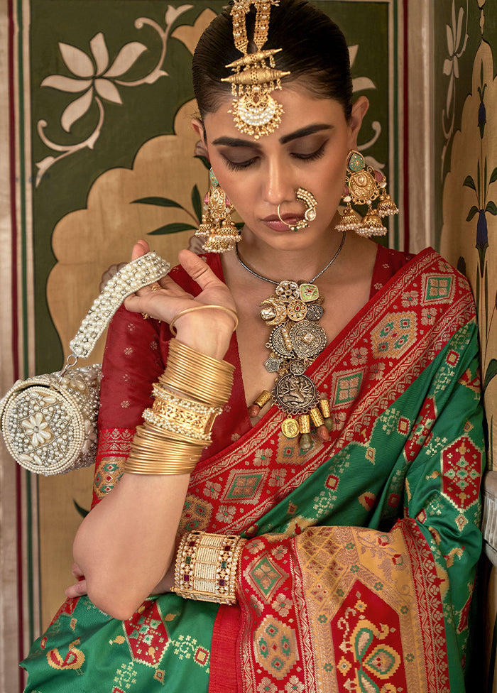 Green Dupion Silk Saree With Blouse Piece