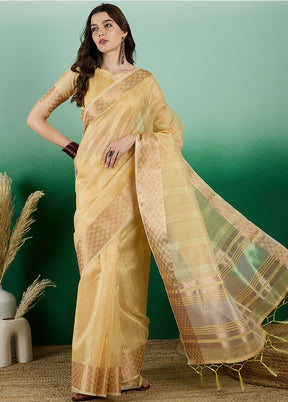 Green Organza Saree With Blouse Piece