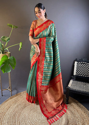 Green Dupion Silk Saree With Blouse Piece