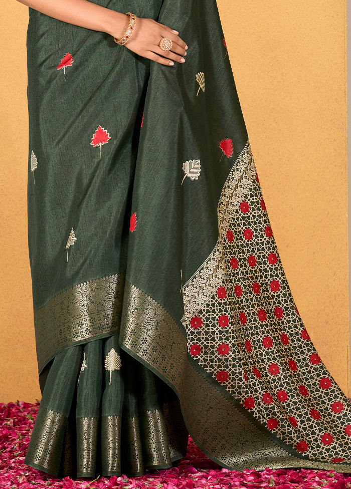 Green Dupion Silk Saree With Blouse Piece