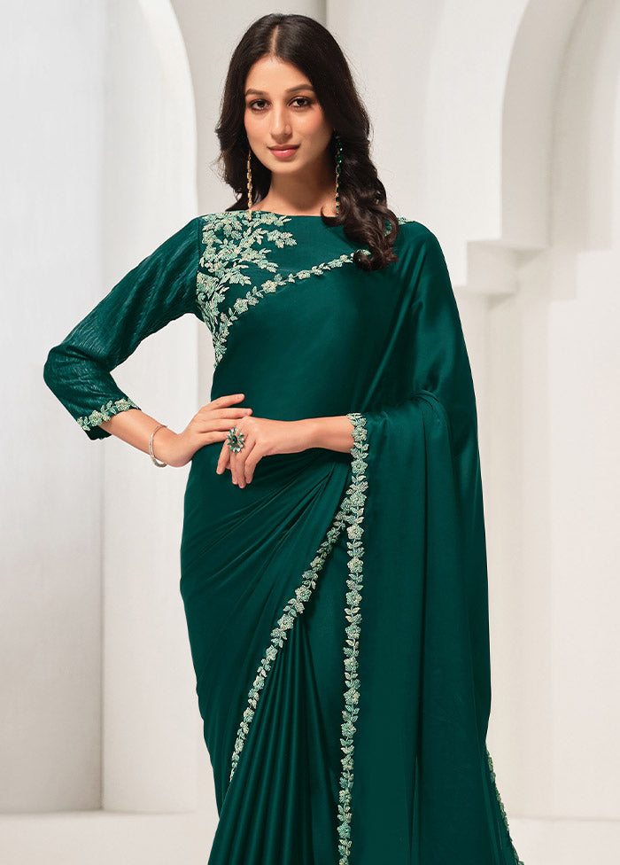 Green Crepe Silk Saree With Blouse Piece