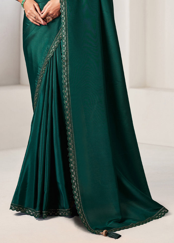 Green Crepe Silk Saree With Blouse Piece