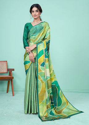 Green Crepe Silk Saree With Blouse Piece