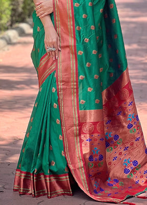 Green Dupion Silk Saree With Blouse Piece