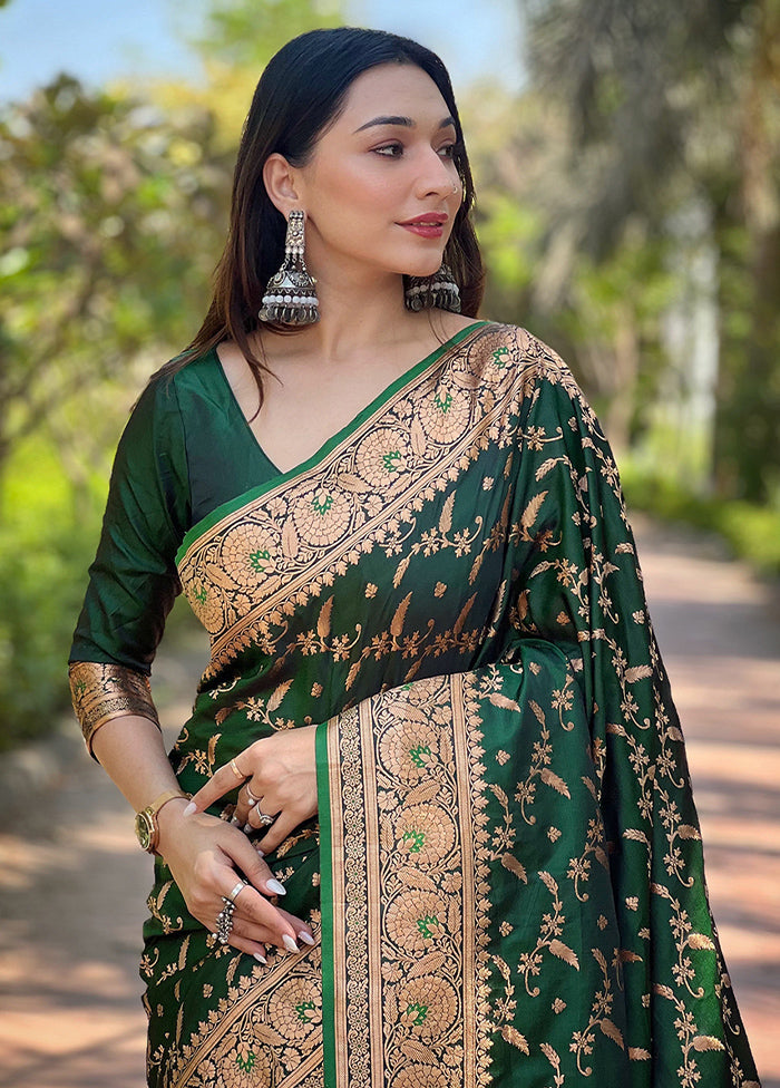 Green Banarasi Silk Saree With Blouse Piece