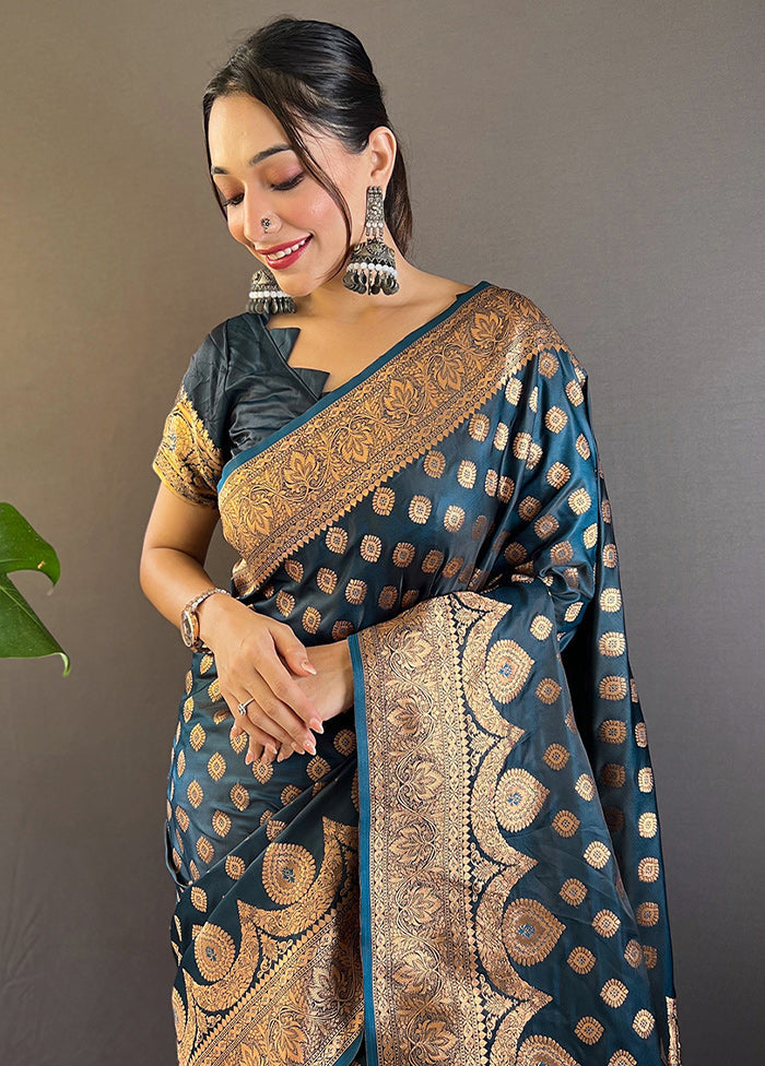 Blue Banarasi Silk Saree With Blouse Piece