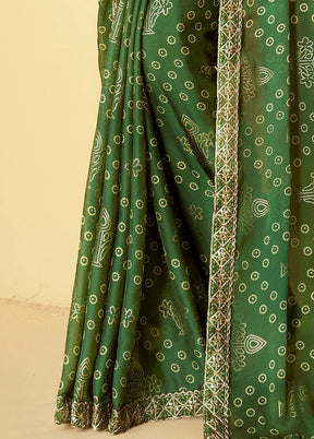 Pine Green Chiffon Silk Saree With Blouse Piece