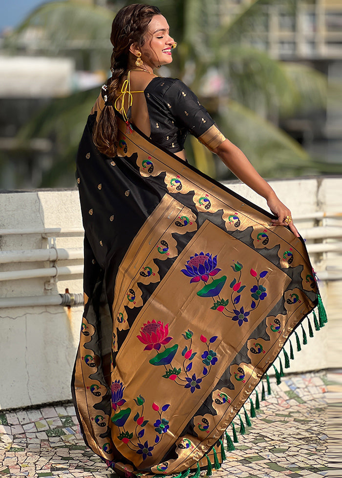 Black Spun Silk Saree With Blouse Piece