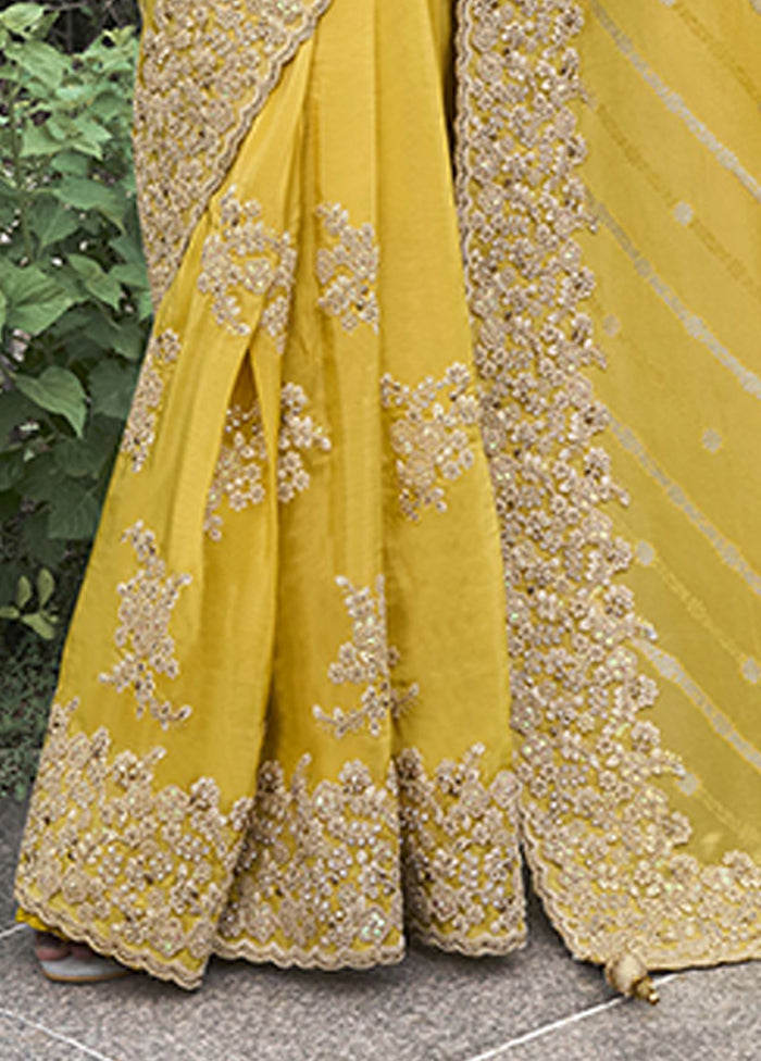 Yellow Spun Pure Silk Saree With Blouse Piece