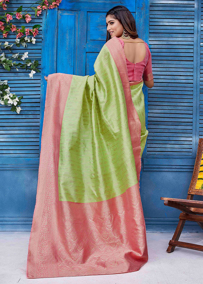 Green Dupion Silk Saree With Blouse Piece