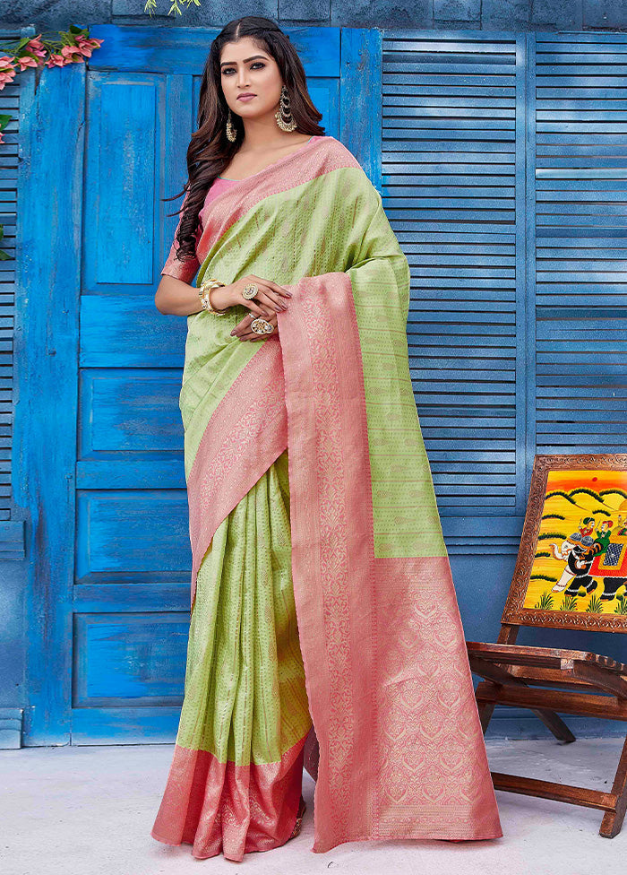 Green Spun Silk Saree With Blouse Piece