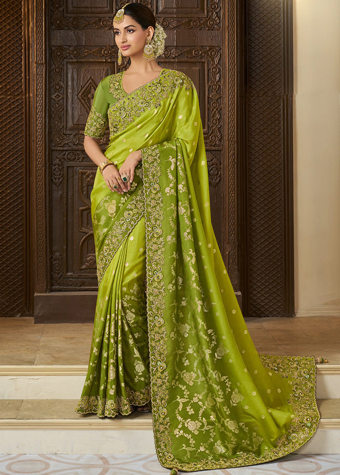 Green Spun Silk Saree With Blouse Piece