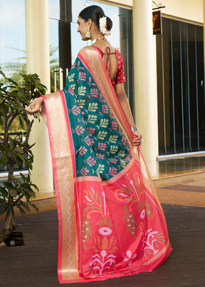 Rama Crepe Silk Saree With Blouse Piece