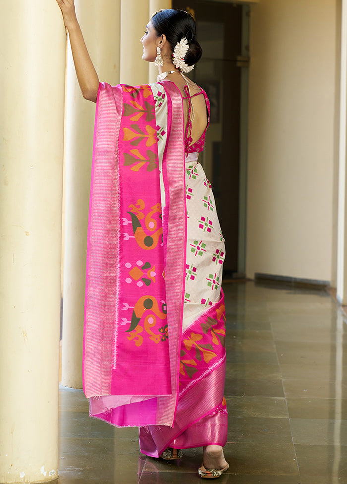 Cream Crepe Silk Saree With Blouse Piece