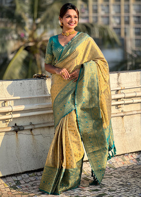 Pista Green Spun Silk Saree With Blouse Piece