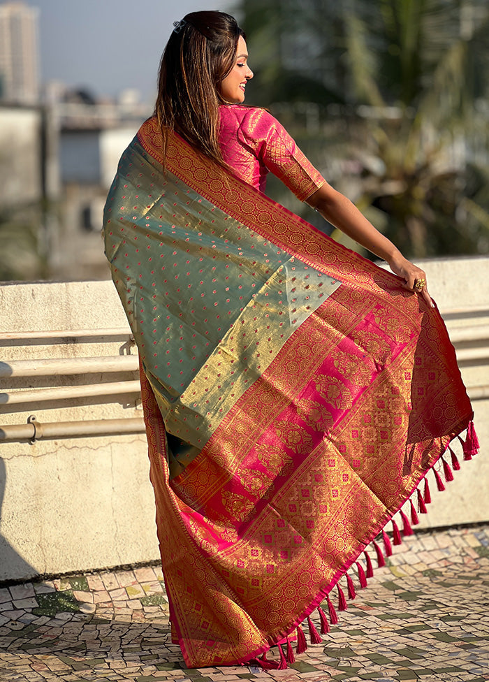 Green Spun Silk Saree With Blouse Piece