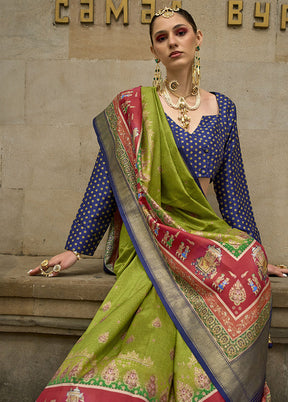 Green Spun Silk Saree With Blouse Piece