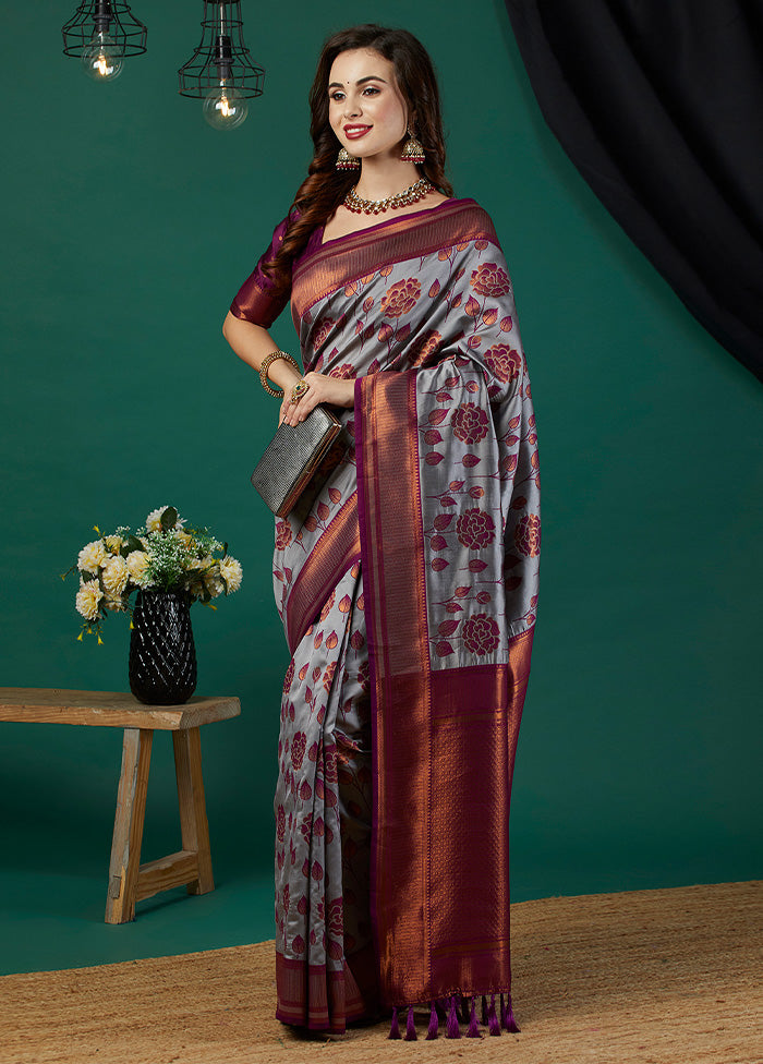 Lavender Banarasi Silk Saree With Blouse Piece