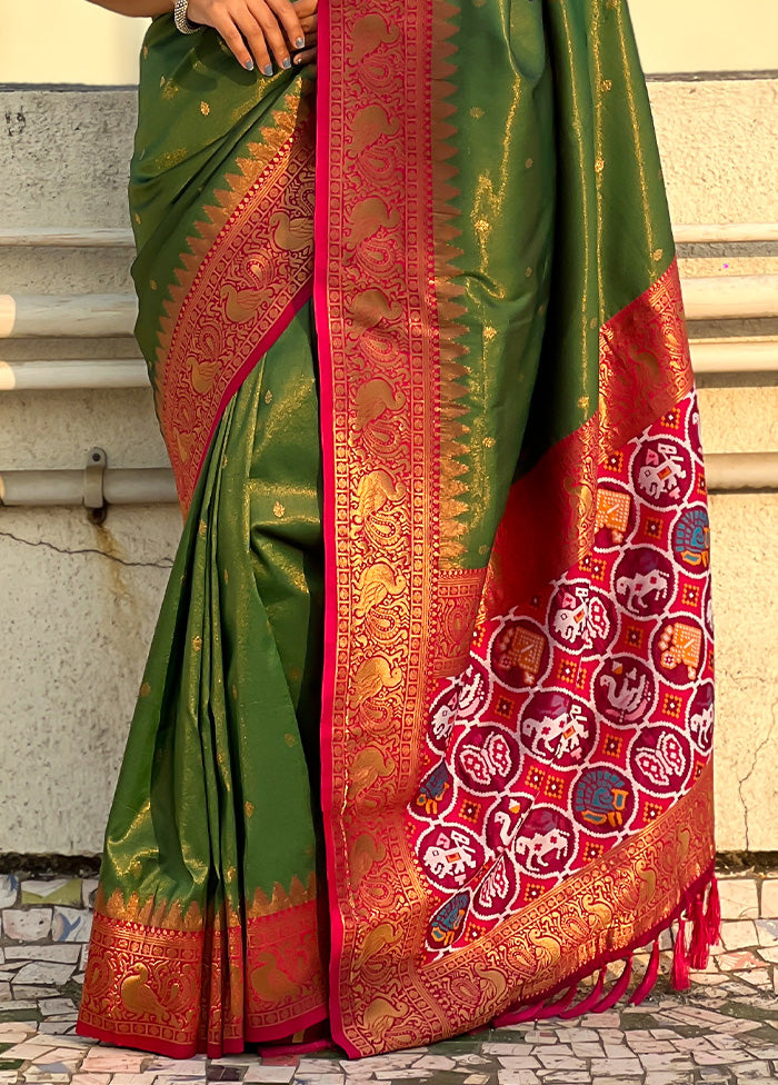 Green Spun Silk Saree With Blouse Piece