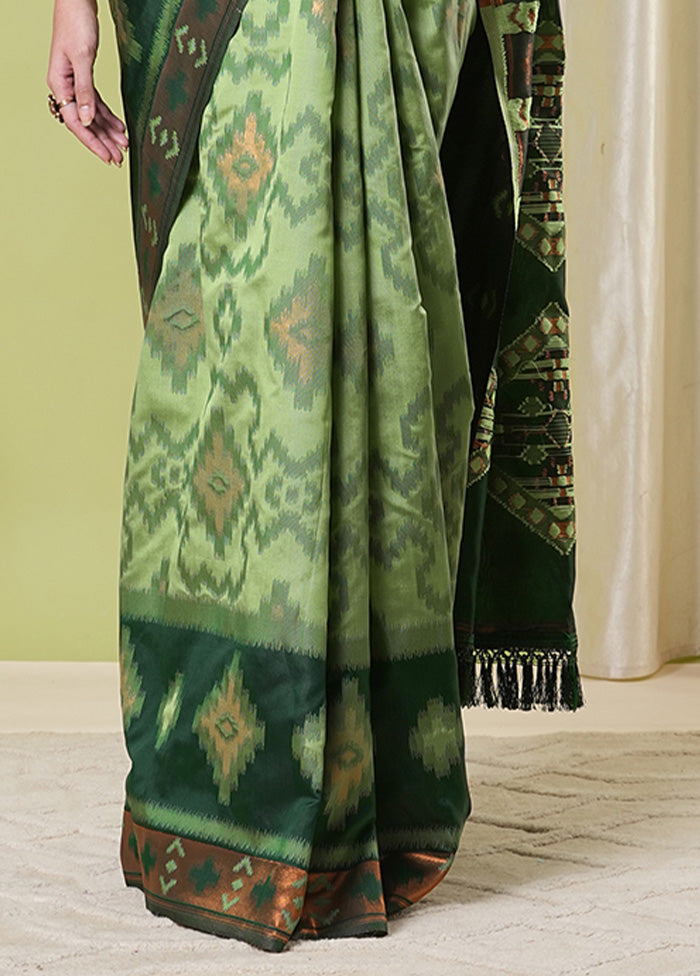 Pista Green Banarasi Silk Saree With Blouse Piece