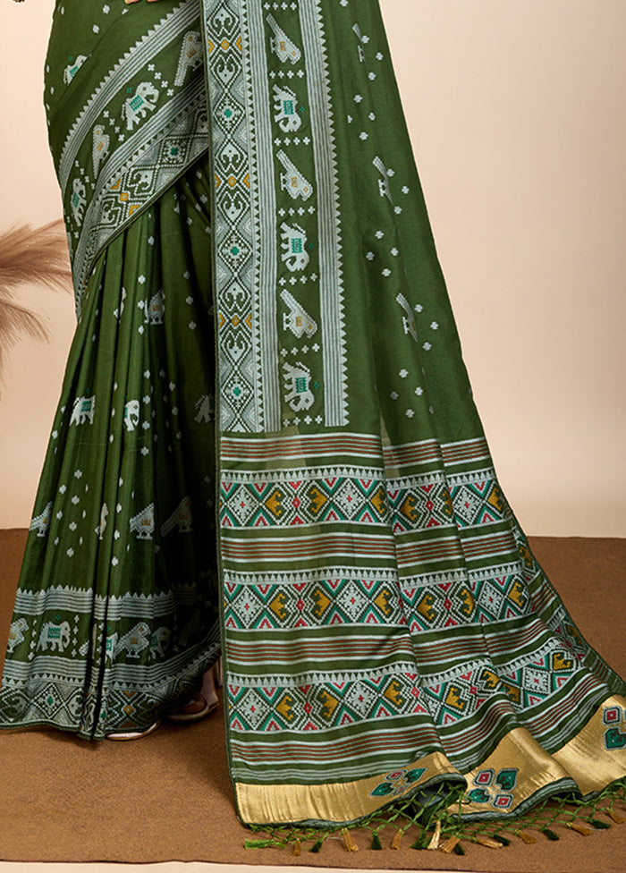 Green Spun Silk Saree With Blouse Piece