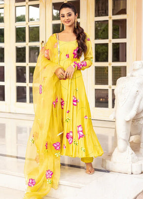 3 Pc Yellow Georgette Suit Set