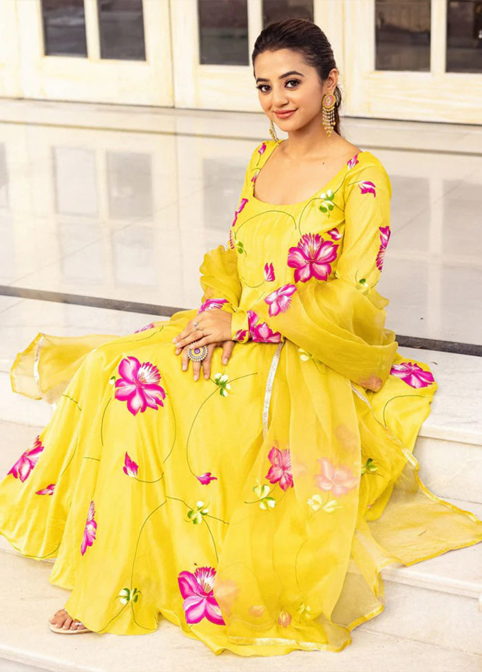 3 Pc Yellow Georgette Suit Set