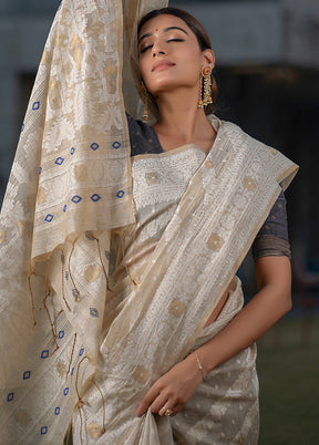 Navy Blue Silk Saree With Blouse Piece