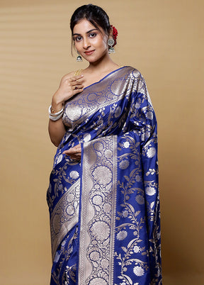 Blue Uppada Silk Saree With Blouse Piece