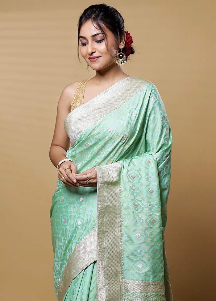 Green Dupion Silk Saree With Blouse Piece