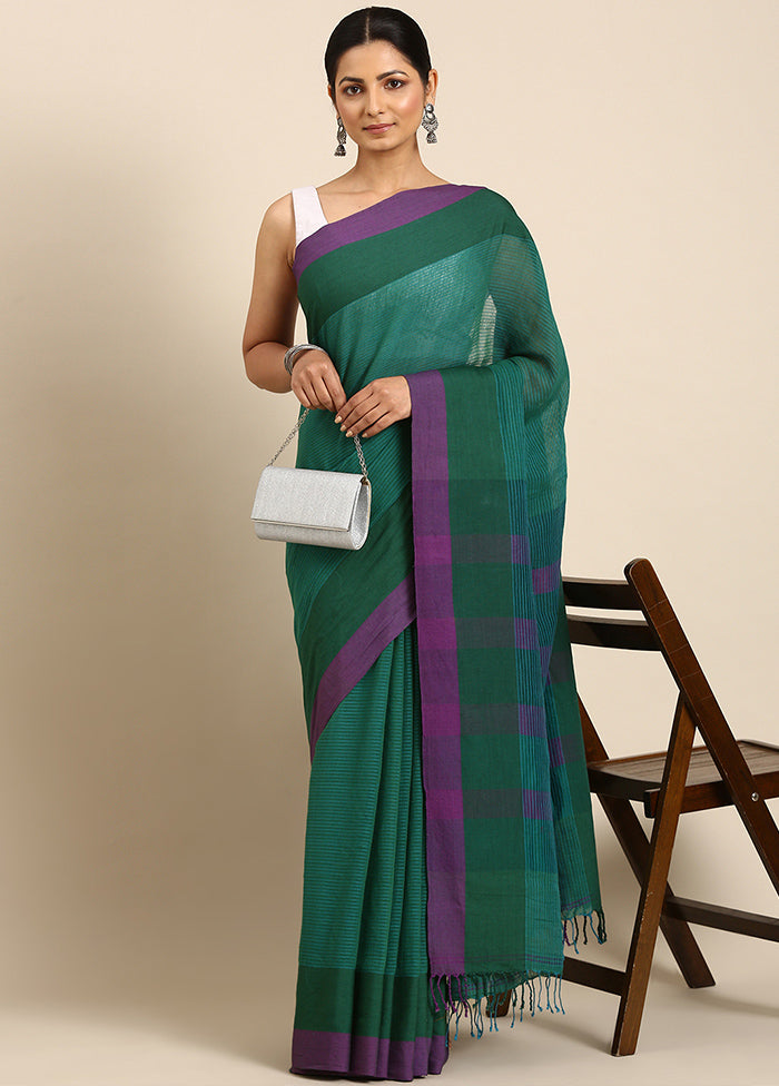 Green Pure Cotton Saree With Blouse Piece