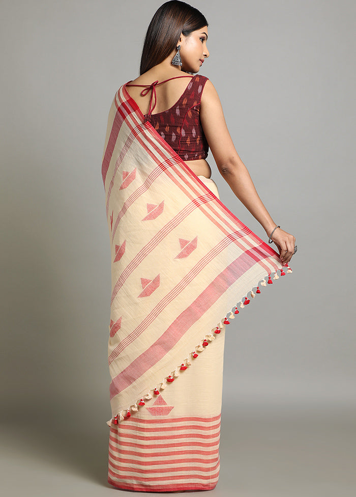 Cream Pure Cotton Saree With Blouse Piece