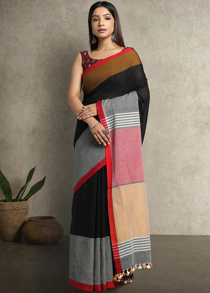 Grey Pure Cotton Saree With Blouse Piece